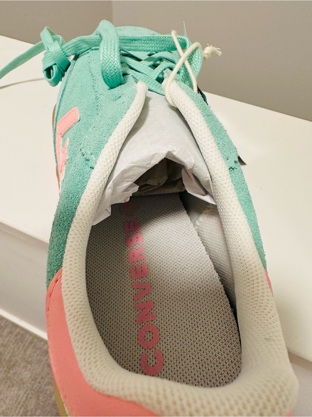 Converse Suede Tennis Sneakers in Mint with Pink Accents NWT - Picture 5 of 8